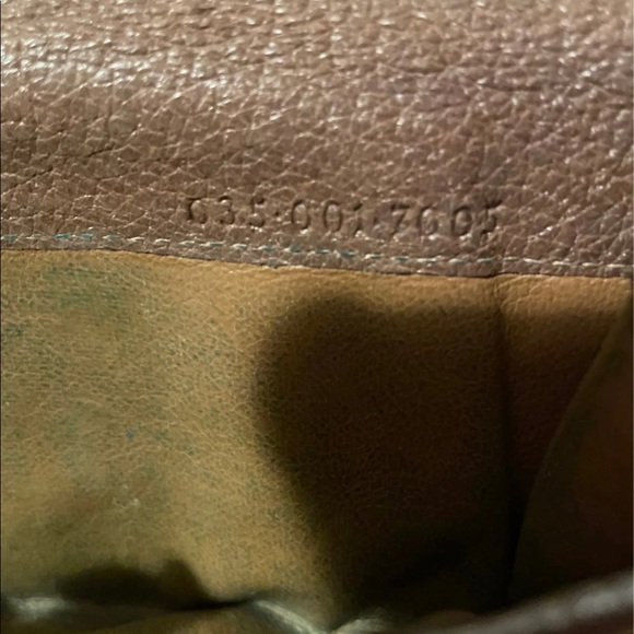 Authentic vintage Gucci wallet - Picture 7 of 11